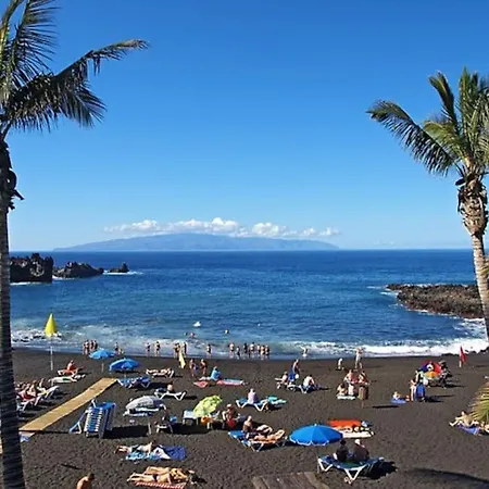 Playa De La Arena View Of The Ocean And The Rocks Of Gigantes アパート *
