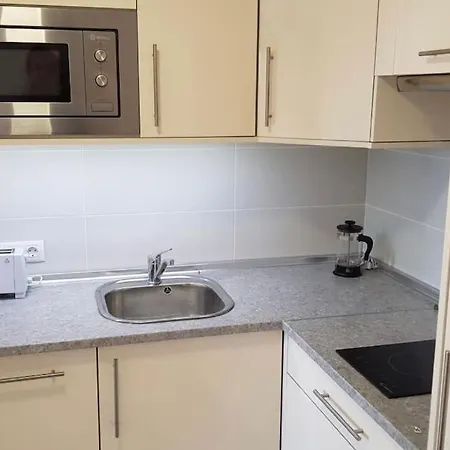 Playa De La Arena Puerto de Santiago (Tenerife)